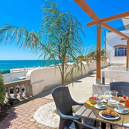 Blue Hotel 3*